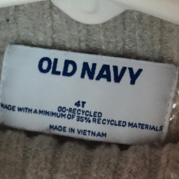 Old Navy turtle neck sweater size 4 toddler. EUC - Picture 2 of 6